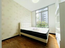 The Lakeshore (D22), Condominium #532302961